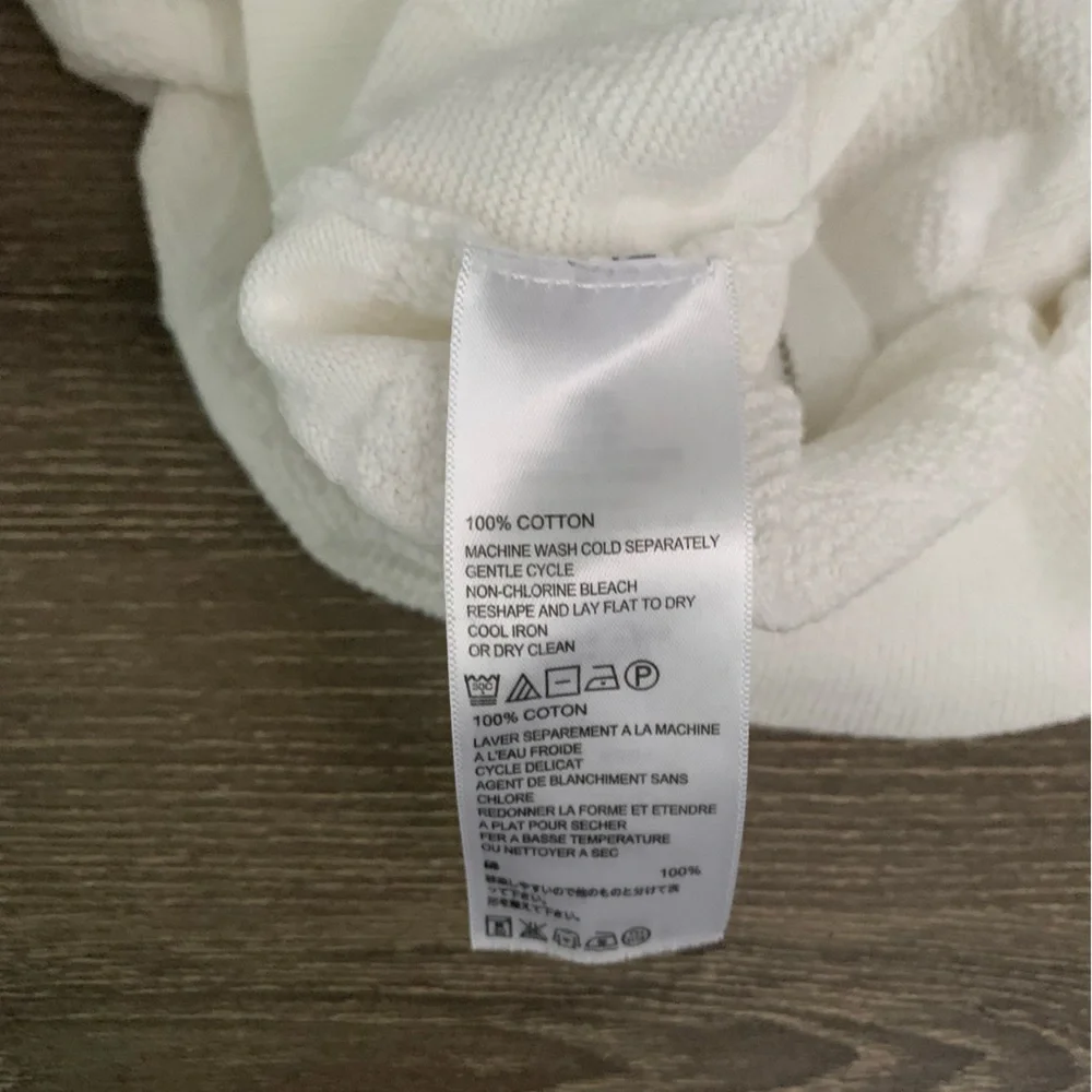 Tommy Bahama excellent hardly